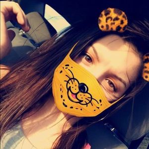 Meet your Posher, Emina